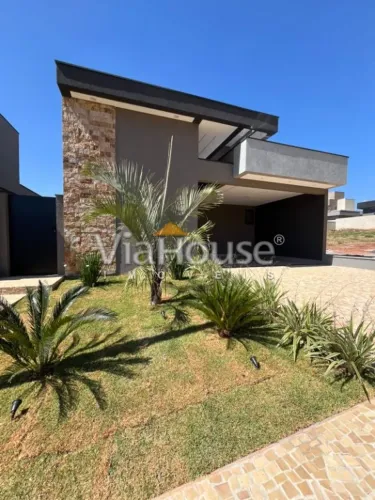 Condomínio Quinta da Mata - Imperdível! Casa Nova com Piscina e Área Gourmet no Quinta da