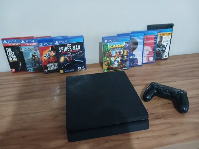 Vendo Playstation 4 Slim 500 GB com 1 Controle Original + 7 Jogos 