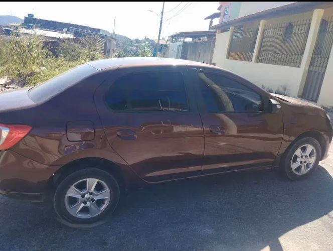 Renault Logan Dynamique Hi-flex 1.6 8V 4P 2015