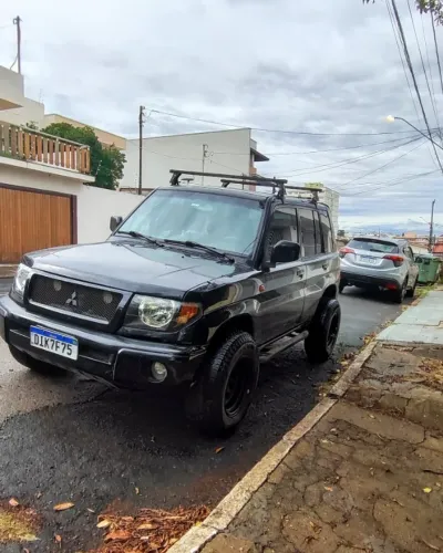 Mitsubishi Pajero IO SE 1.8 16V Mec. 2002