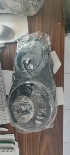 Par de farol do carro Polo