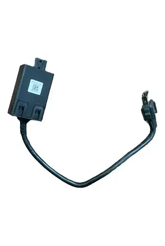 Entrada Usb Para Carro Ford E3b5-19g247-aa Preto