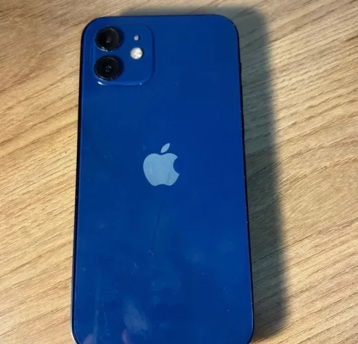 Celular IPhone 12