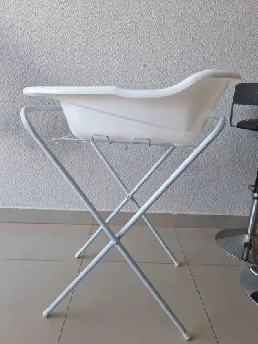 BANHEIRA 20L COM SUPORTE