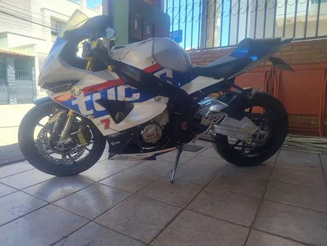 BMW 1200