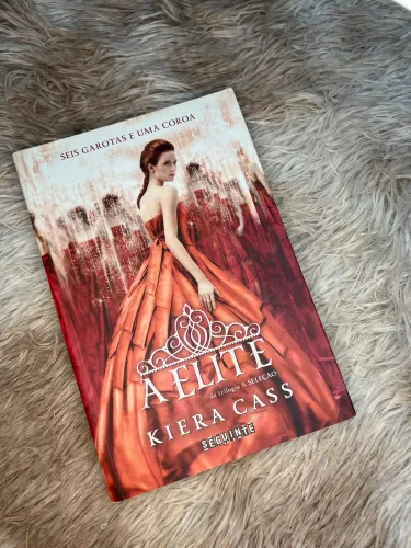 Livro A Elite - Kiera Cass