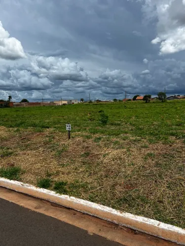 Terreno no Vilaggio Santa Ines