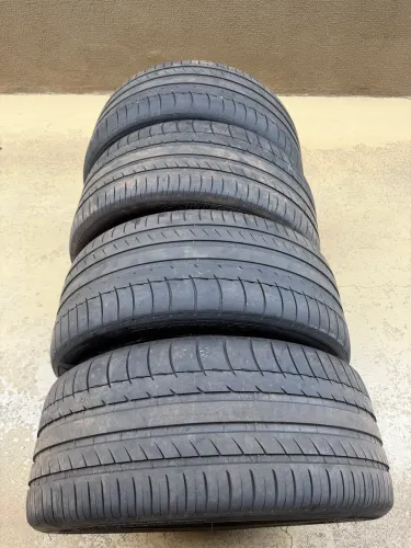4 Pneus michelin 275/45 R 20
