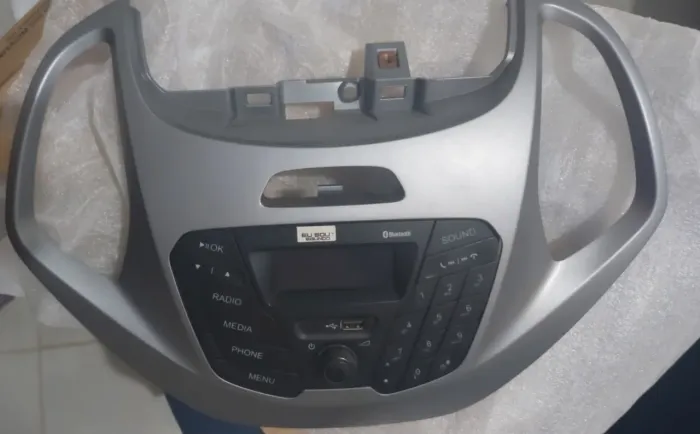 Painel  comando som Ford Ka 2015 original.