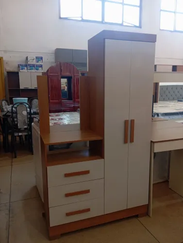 Armário multiuso cômoda com espelho