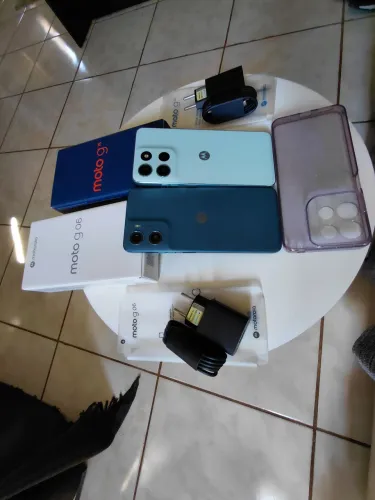 Vende-se celular moto G 06 128 giga novo e moto G 15 128 giga todos com garanta e seguro
