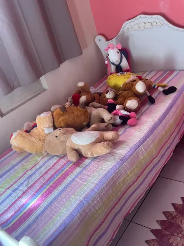 Cama de solteiro com colchão