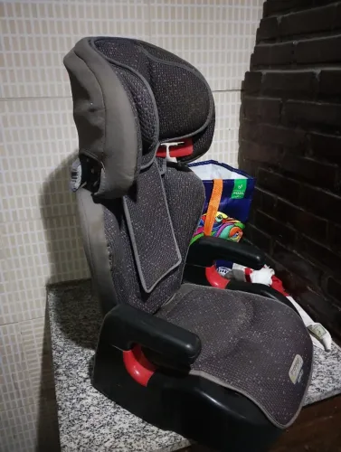 Cadeirinha infantil para carro