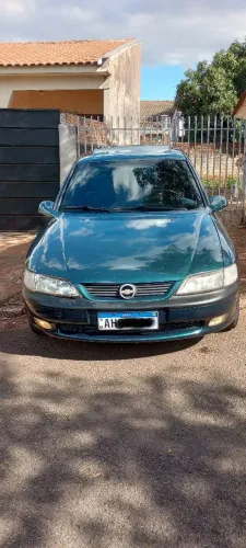 Chevrolet Vectra CD 2.2 16V / 2.0 16V Mec./aut. 1998