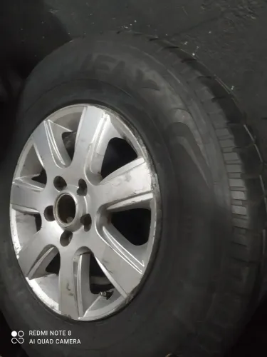 Roda aro 16 AMAROK COM PNEU
