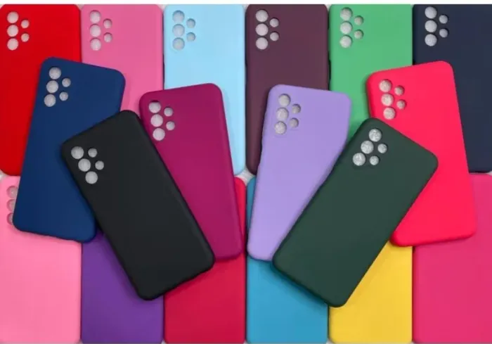 Capinhas de celular.
