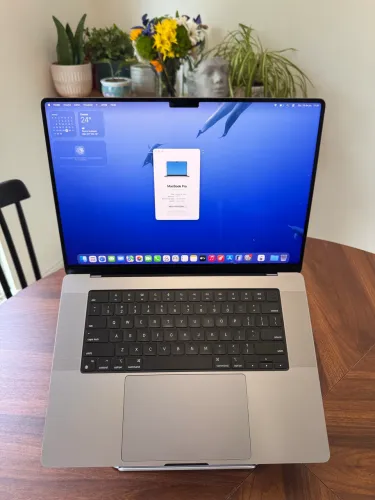 MacBook Pro 16 M1 Max 32GB 1TB SSD Ótimo Estado Carregador Original