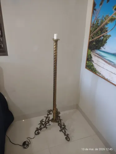 Abajur de chão
