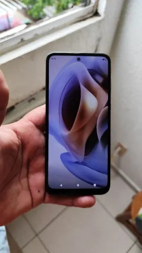 Moto G8 play