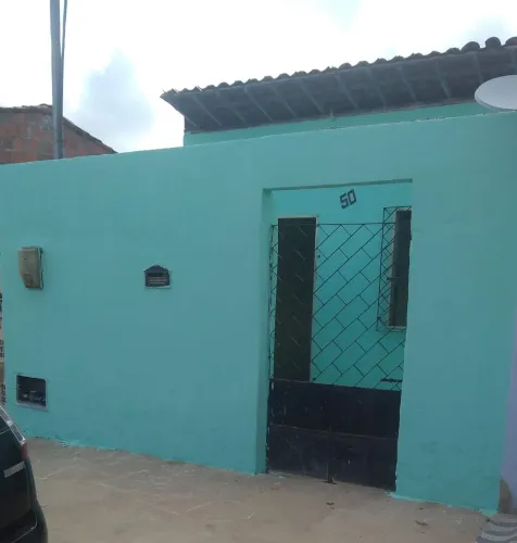 Casa na lateral da Fasouto