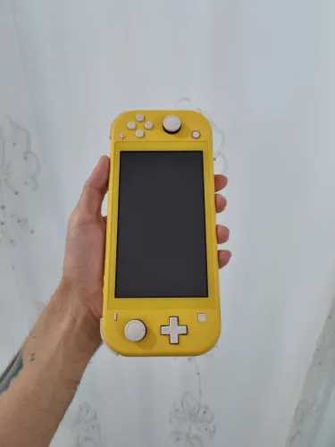 Nintendo Switch Lite Desbloqueado