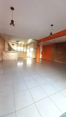 Locação Comercial - 100m² - Jardim Ângela Rosa - Franca - SP.