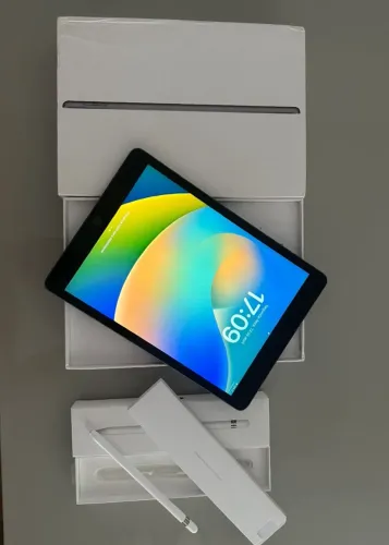 ? iPad 7ª Geração 32GB + Apple Pencil (1ª Geração) - Pronto para Uso!