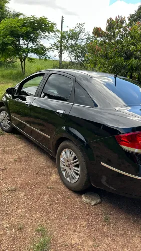 Fiat Linea LX 1.9/ 1.8 Flex 16V Dualogic 4P 2011