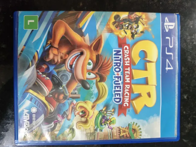 CRASH TEAM RACING - PS4