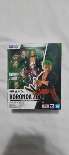 Roronoa Zoro One Piece SH Figuarts Bandai