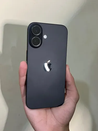 iPhone 16