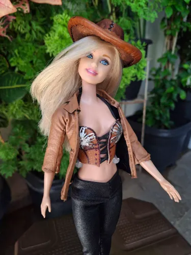 Barbie Stylo Boadeira