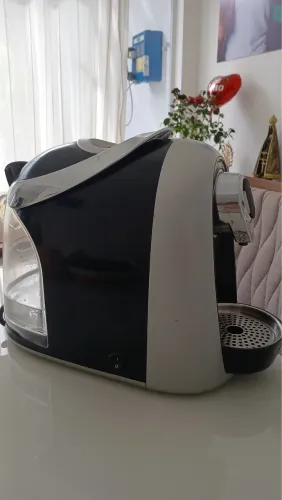 Cafeteira três corações