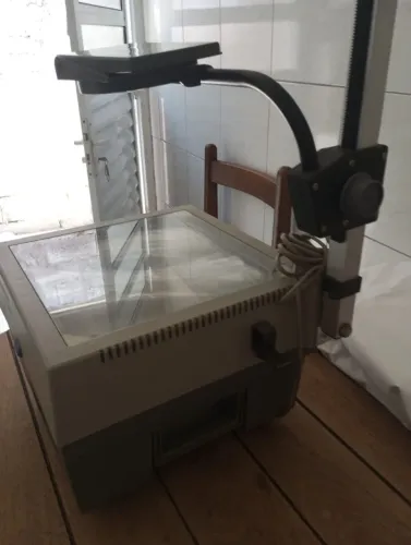 Projetor visograf ftem que trocar as lâmpadas