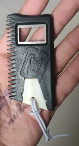 Raspador de Parafina / Prancha C/ Abridor De Garrafa - Surfista - Surf