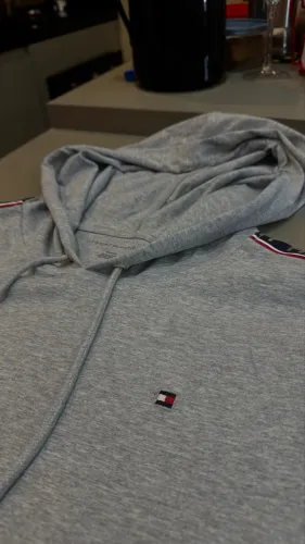 IMPERDÍVEL - Vestido Tommy Hilfiger Original Com Capuz M Novo Importado EUA