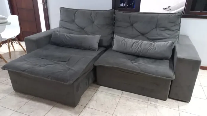Vendo sofa retrátil usado 700,00