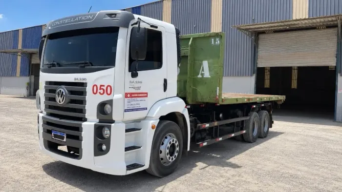 VENDE-SE - 2 UNIDADES | VOLKSWAGEN 24.330 CRC 6x2 ROLL ON / ROLL OFF