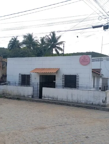 Casa de esquina só venda, troco em carro tbm