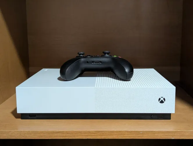 Xbox One S 1TB