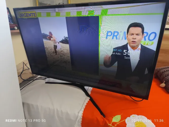 TV Samsung 50pol com defeito. Hoje disponível
