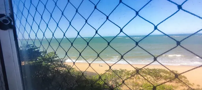 MRL9004 - Oportunidade na Praia da Costa, 104m2, 2 quartos, 1 suíte, salão de festas, 1 va