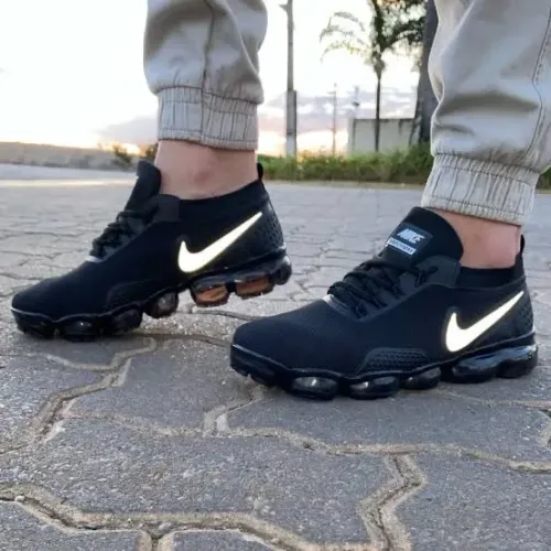 Tênis Nike refletivo 38 ao 43