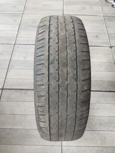 Pneu 215/65/16