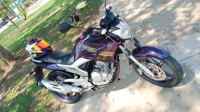 Moto fazer 250 2011