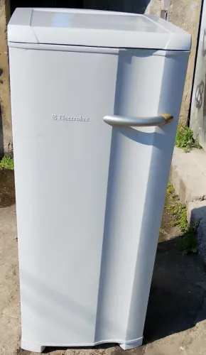Freezer Electrolux