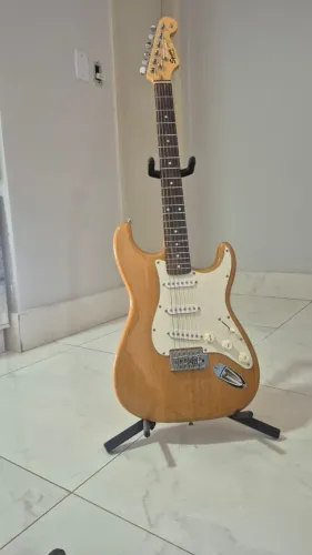Guitarra Squier Stratocaster California Series