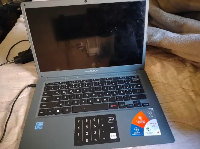 Vende-se notebook marca Multilaser