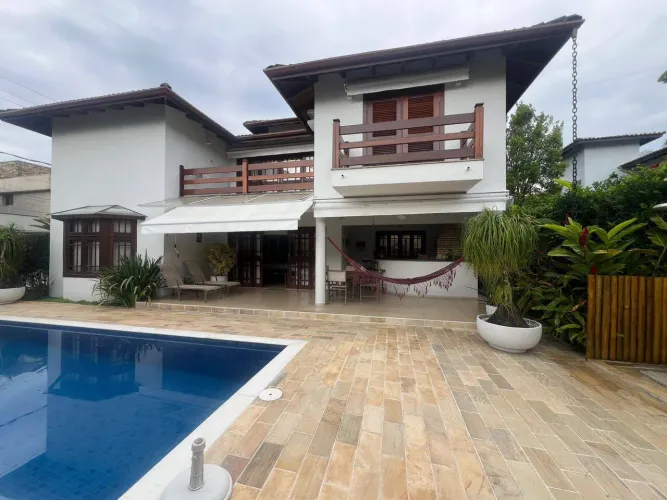 Casa à Venda em condomínio fechado na praia de Paúba