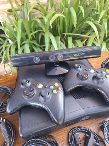 Xbox 360 Com Kinect